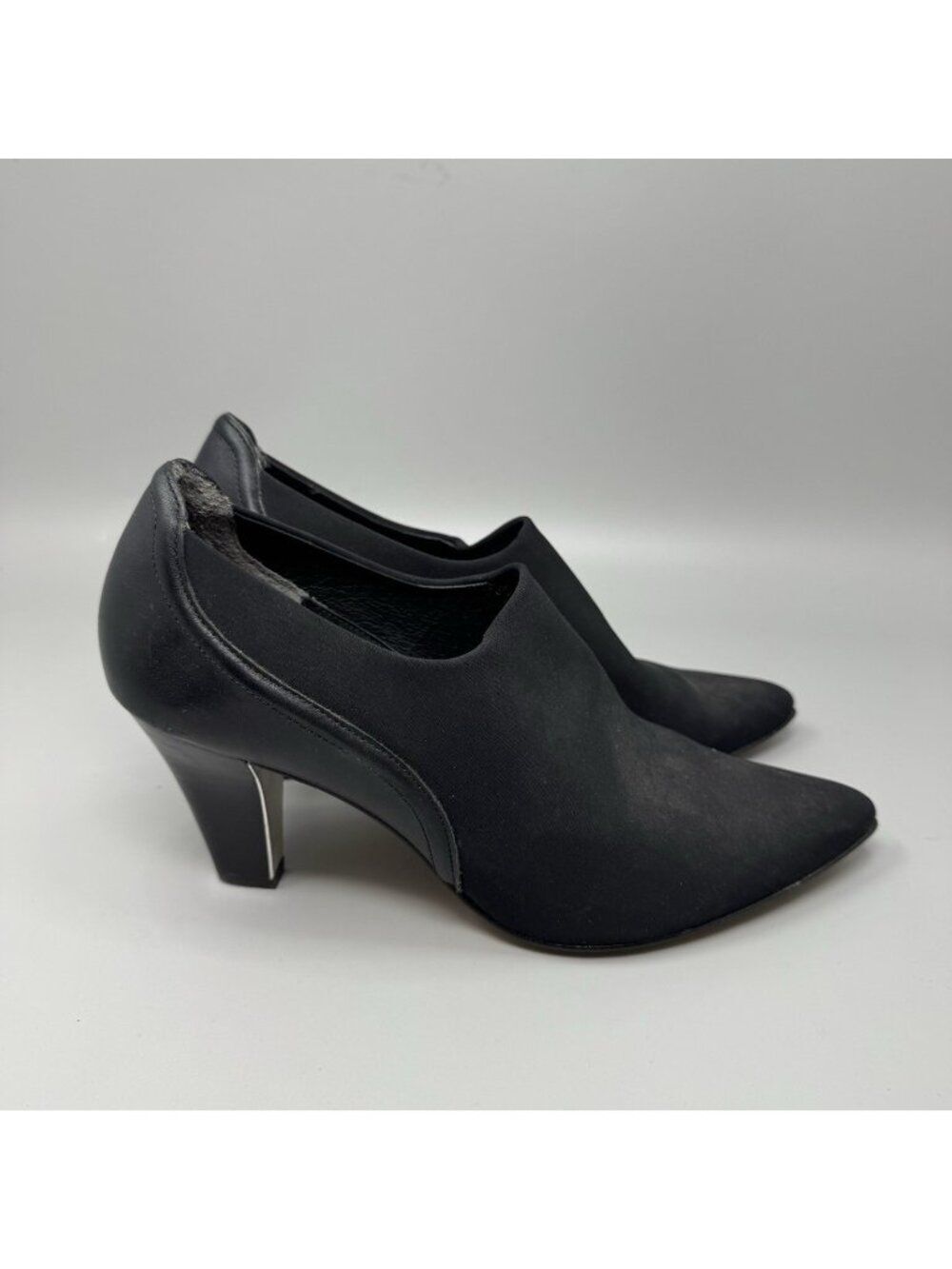 Donald Pliner Tyra Women's Boots Booties Heels Shoes Black Suede RUS 9 M